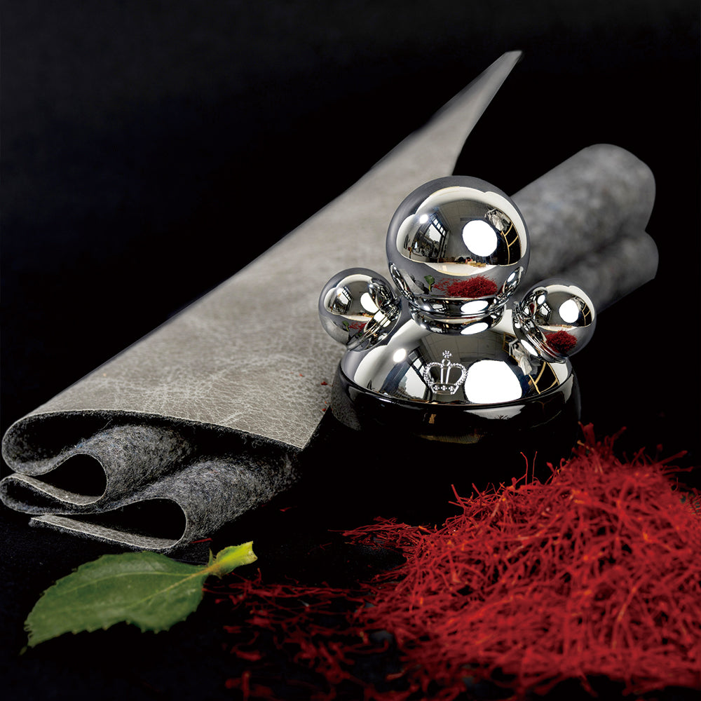 サフランレザー